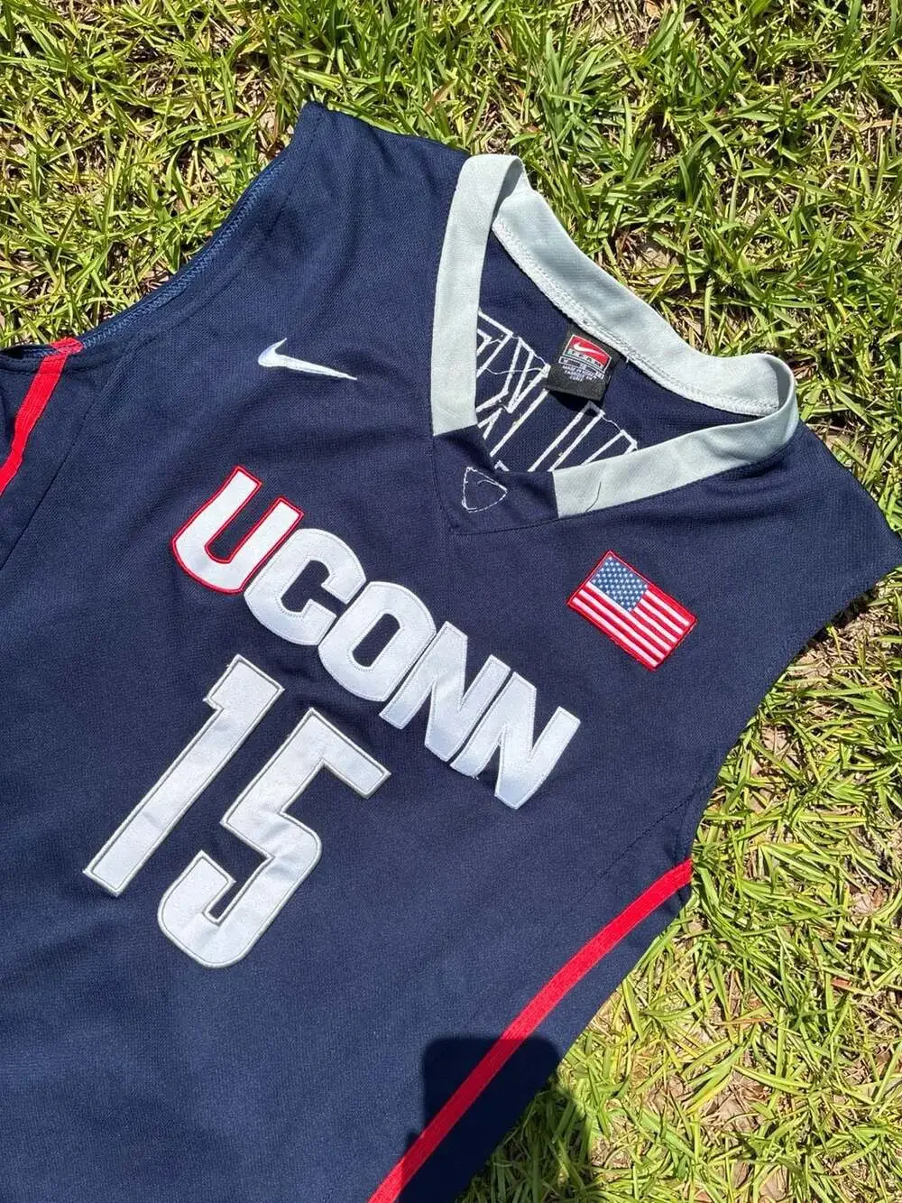 Nike Kemba Walker UConn Huskies #15 Navy Basketball Jersey Size M